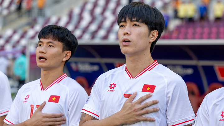 Hậu vệ U23 Việt Nam 2 lần vô địch V.League về Hạng Nhất làm đồng đội Công Phượng