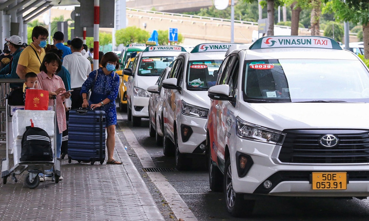 Từ 2025, khách đi taxi được thỏa thuận giá cước với tài xế