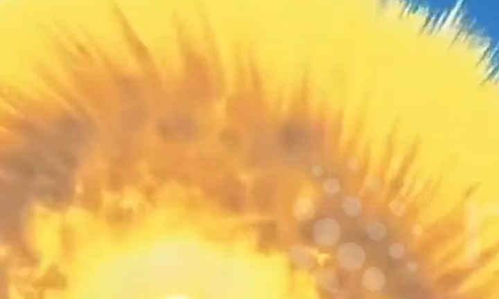 Nước nóng đóng băng khi hất lên không trung dưới trời tuyết rơi