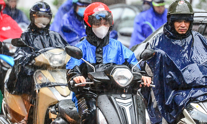 Dự báo thời tiết 27/12: Bắc Bộ đón không khí lạnh tăng cường, Trung Bộ mưa lớn