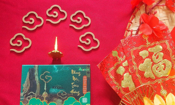 Nhiều người lựa chọn mua nhang trầm sinh học cho ngày Tết