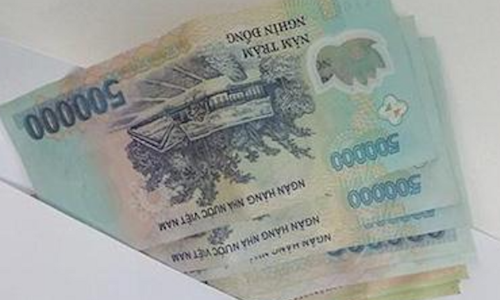 Bắt quả tang phóng viên và cộng tác viên cưỡng đoạt tiền ở Quảng Bình