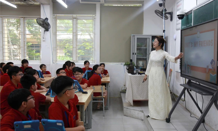 Bổ sung hơn 5.834 tỷ đồng chi an sinh xã hội và biên chế giáo viên bổ sung