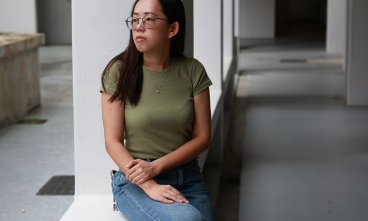 Cha mẹ 'bạo hành và kiểm soát', nhiều người trẻ Singapore ra ở riêng 