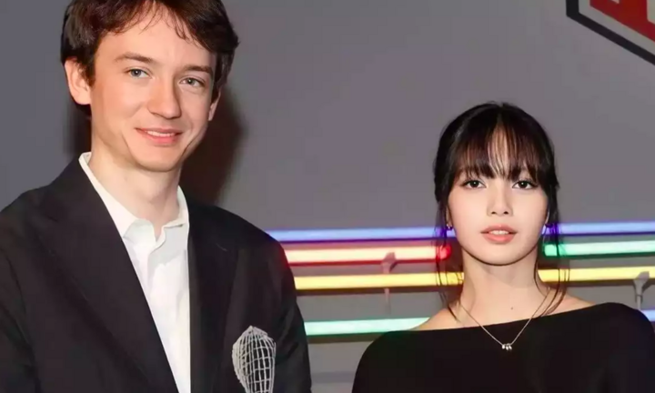 Sao Hàn 1/1: Bạn trai tỷ phú gặp gia đình Lisa