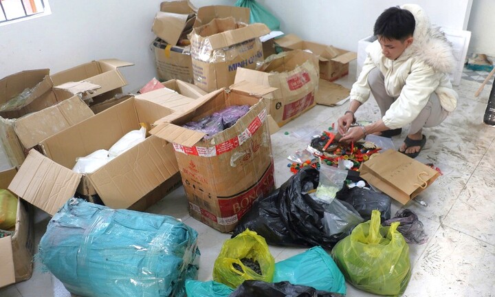 Nam thanh niên tàng trữ 9 tạ hóa chất thuốc pháo ở TP Vinh bị bắt