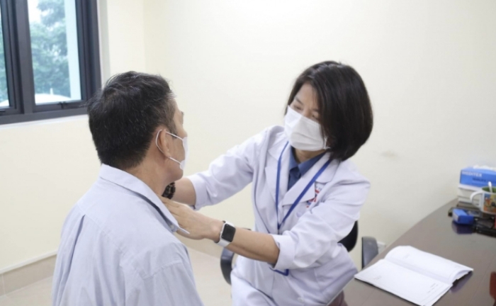 Hơn 20.000 bệnh nhân ung thư 'vượt tuyến' trong ngày đầu thực hiện quy định mới