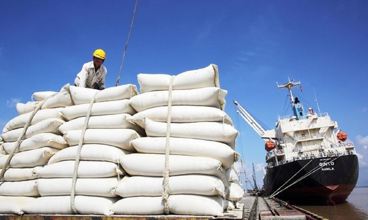 Thêm trường hợp bị thu hồi giấy chứng nhận đủ điều kiện kinh doanh xuất khẩu gạo