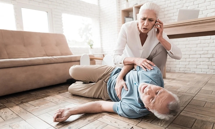 Vì sao mùa lạnh dễ xảy ra đột quỵ?