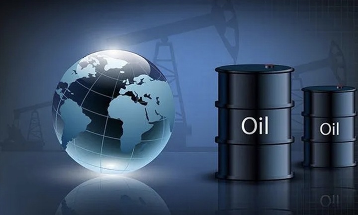 Giá xăng dầu hôm nay 5/1: Tiếp tục đi lên