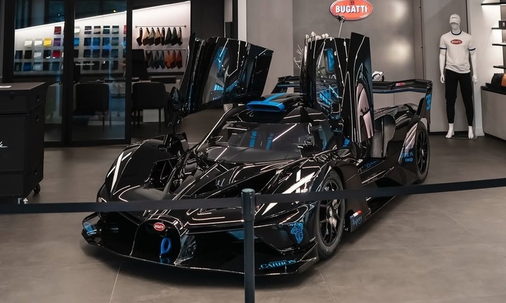 Chi tiết siêu xe Bugatti Bolide hơn 6 triệu USD của đại gia Mỹ