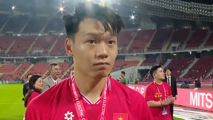 Thành Chung: 'Mình phải thắng thì tuyển Thái Lan mới tận cùng ức chế'
