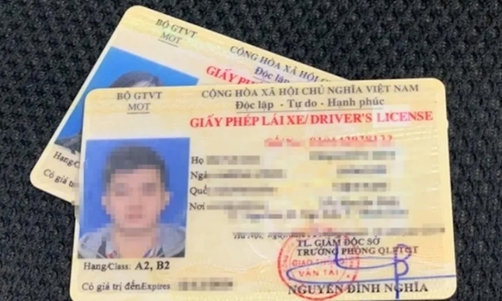 Những loại giấy tờ phải mang theo khi tham gia giao thông 