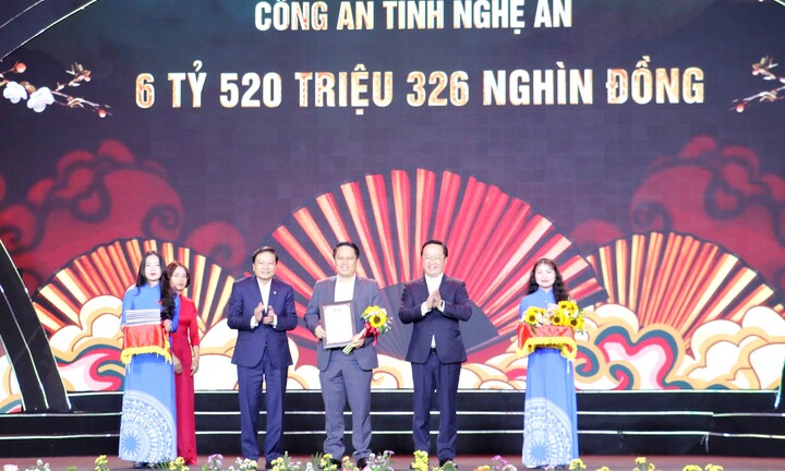 Hơn 132 tỷ đồng ủng hộ chương trình 'Nghĩa tình dòng Lam - Xuân Ất Tỵ năm 2025'