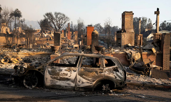 Bão lửa quét qua, thành phố Los Angeles tan hoang 'như vùng chiến sự'