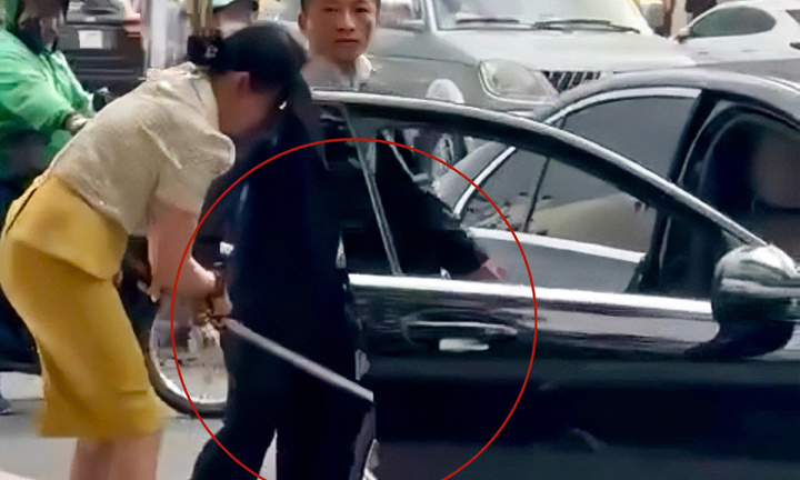 Khánh Hoà: Xác minh clip tài xế chửi bới, cầm kiếm dọa nhân viên môi trường