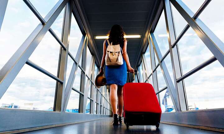 Vì sao nói 'người khôn luôn tránh chuyến bay muộn'?