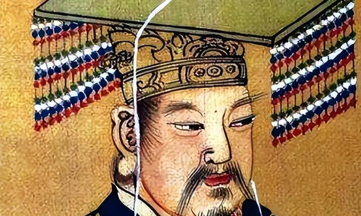 Vì sao mũ của vua chúa thường có tấm mành che mặt?