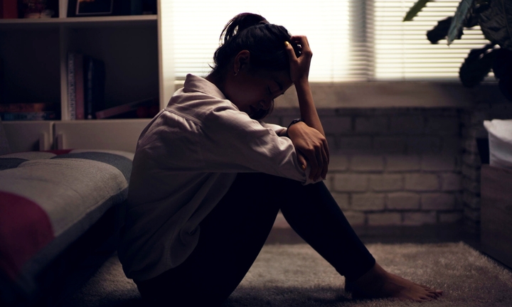 Chồng làm ăn thua lỗ, vợ lo đến mức nhập viện tâm thần