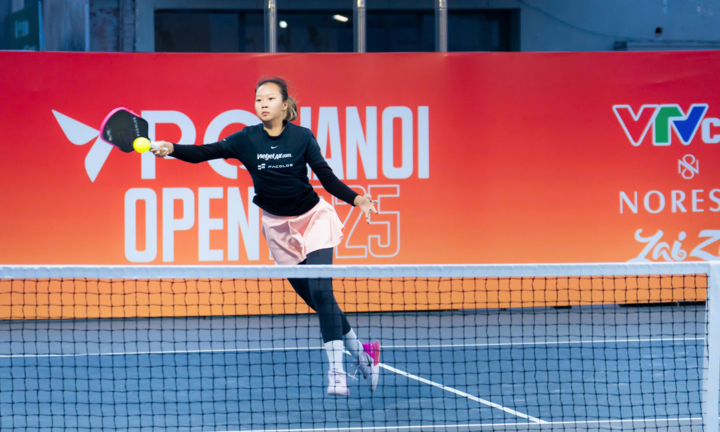 'Thần đồng' pickleball Sophia Phương Anh giành danh hiệu đầu tiên năm 2025