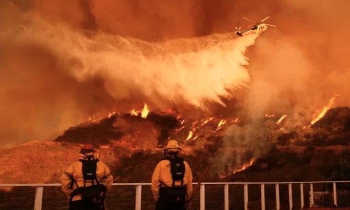 Thảm họa cháy rừng ở Mỹ: Người dân kiện Sở Nước và Điện Los Angeles