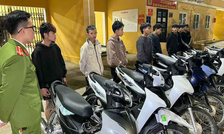 Bắt 2 nhóm thanh thiếu niên tụ tập trộm xe, sử dụng ma tuý và đánh người