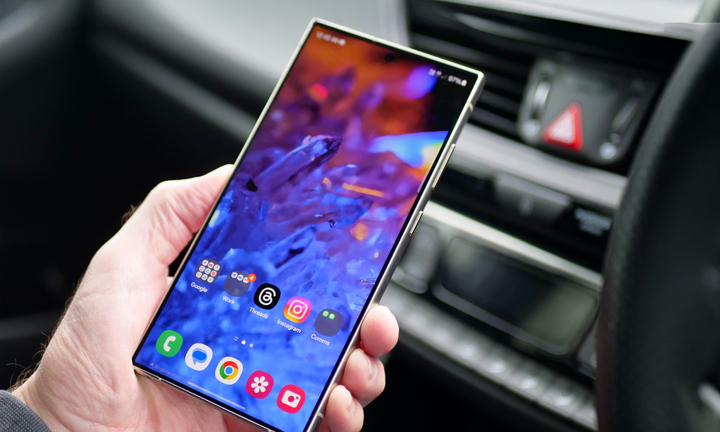 Galaxy S24 Ultra tụt giá tới 8,5 triệu đồng, dọn chỗ cho siêu phẩm mới