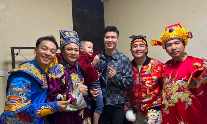 Duy Mạnh 'đột kích' hậu trường, Xuân Son xuất hiện bất ngờ ở Táo quân 2025