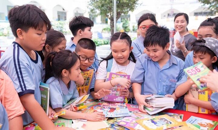 Quy định mới nhất về những trường hợp được hỗ trợ chi phí học tập