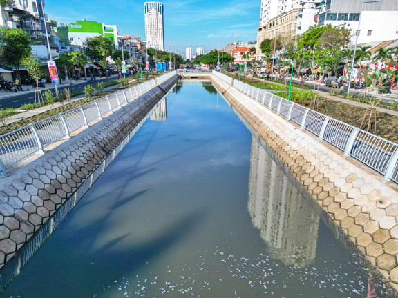 Hồi sinh kênh ô nhiễm bậc nhất TP.HCM 
