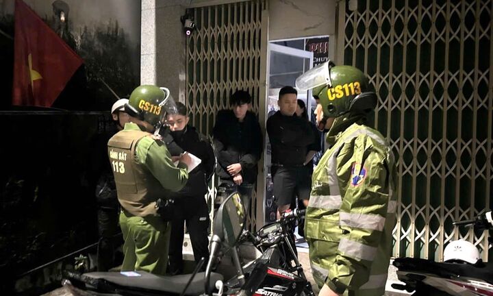 Bắt 2 nhóm thanh thiếu niên ở Đà Nẵng mang hung khí đi hỗn chiến