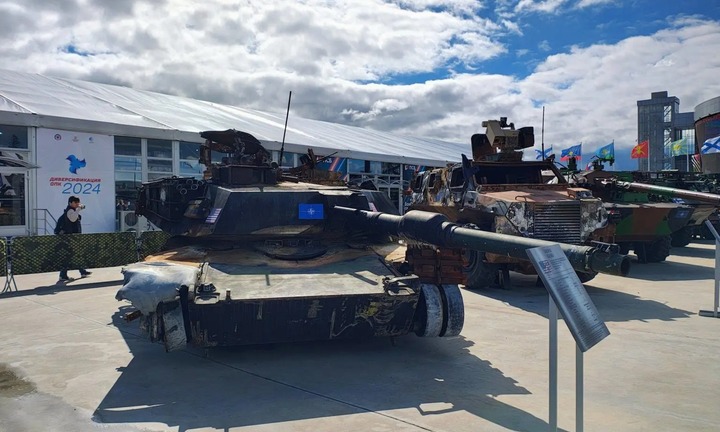 Tại sao Mỹ bình thản trước việc Nga mổ xẻ xe tăng M1A1 Abrams?