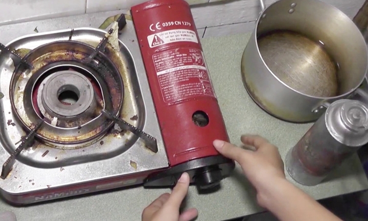 Bình gas phát nổ khi đang nấu ăn, người đàn ông phải cắt bỏ chân