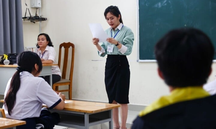 Giáo viên đã nghỉ hưu có được mở trung tâm dạy thêm?