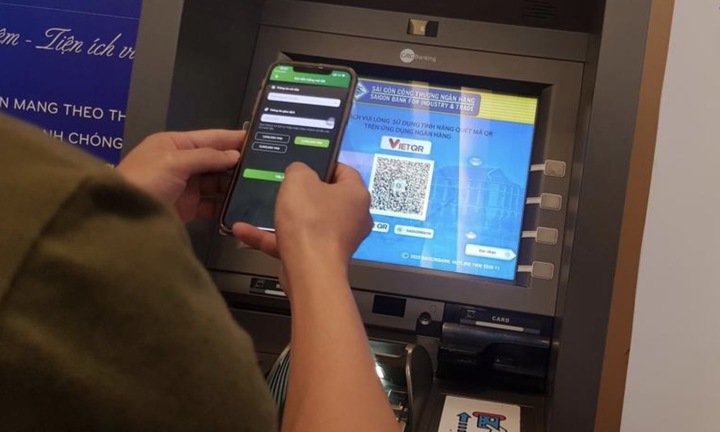 Thẻ ngân hàng phi vật lý có rút được tiền?