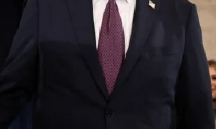 Tổng thống Mỹ dọa trừng phạt Nga nếu không đàm phán về Ukraine 