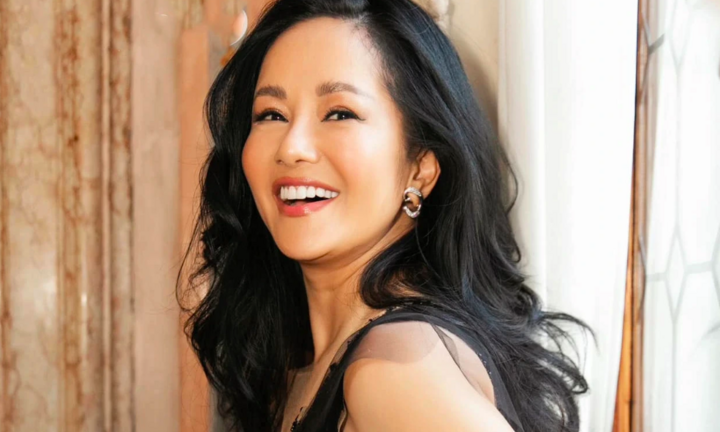 Phát hiện ung thư, Diva Hồng Nhung vẫn cố hoàn thành liveshow về Hà Nội