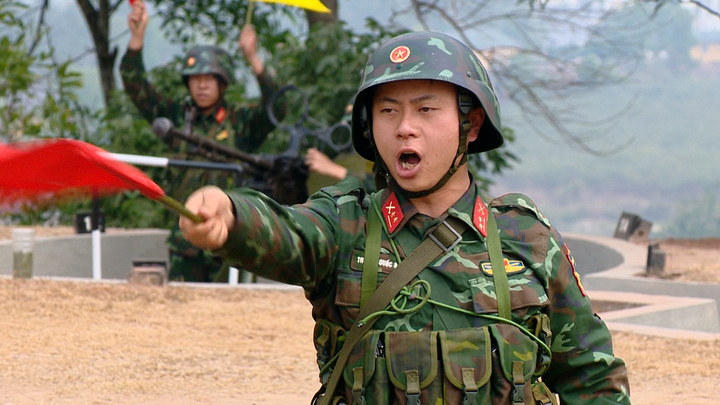 Cận cảnh buổi huấn luyện chiến đấu xuyên Tết của Sư đoàn 325