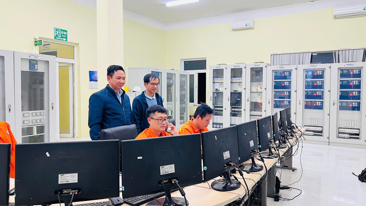 Đóng điện thành công Dự án Đường dây 500kV Monsoon - Thạnh Mỹ