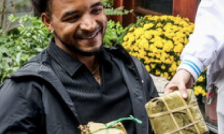 Lãnh đạo tỉnh Nam Định chúc Tết gia đình Xuân Son