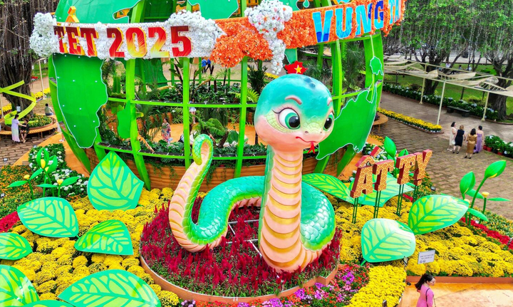 Ngắm linh vật rắn thân thiện, đáng yêu ở Bà Rịa - Vũng Tàu