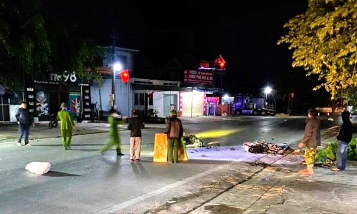 Xe máy đối đầu, 2 thanh niên thiệt mạng