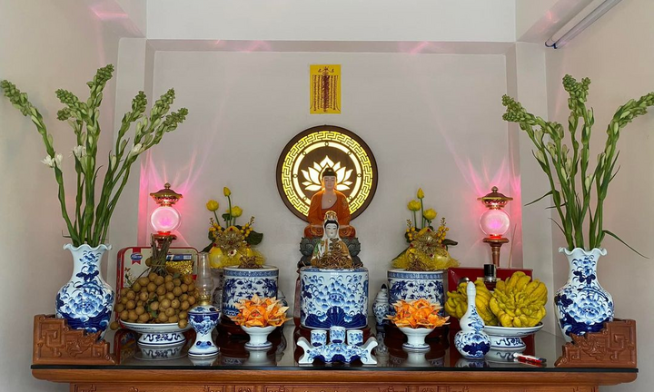 Chọn hoa cúng rằm tháng Giêng 