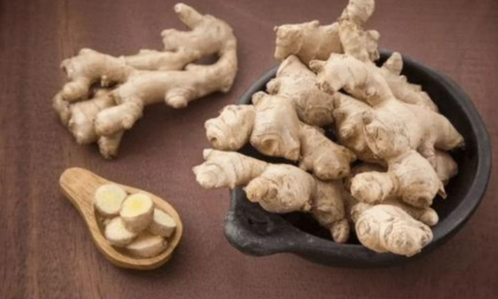 Những lợi ích không ngờ khi kiên trì ăn một lát gừng tươi buổi sáng