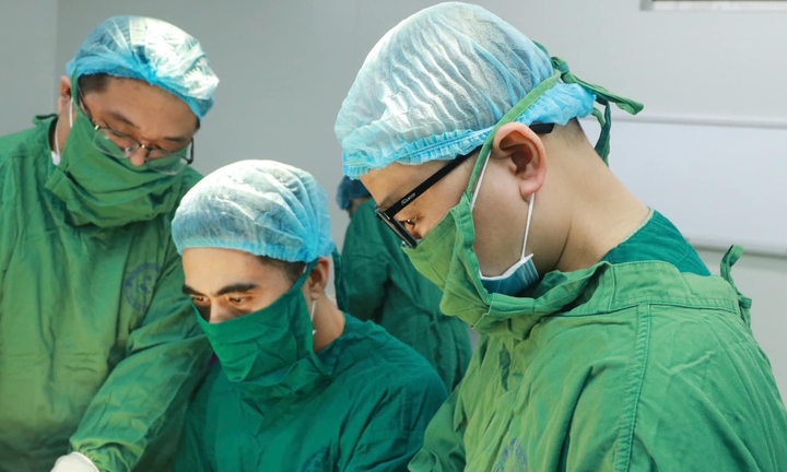 Phát hiện ung thư từ vết máu trên áo 