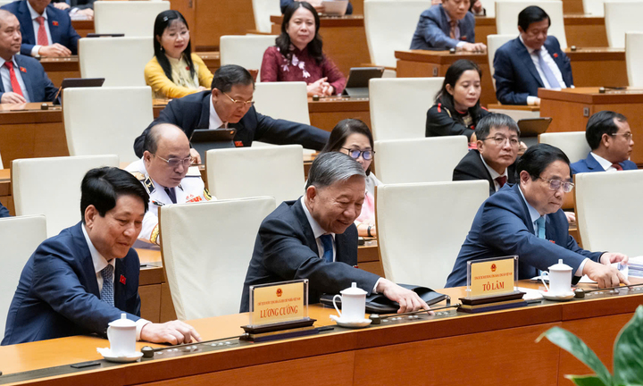 Quốc hội họp bất thường quyết chính sách tinh gọn bộ máy, làm công tác nhân sự