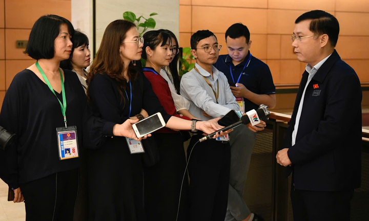 Mạng xã hội phải thỏa thuận với cơ quan báo chí khi sử dụng tin bài