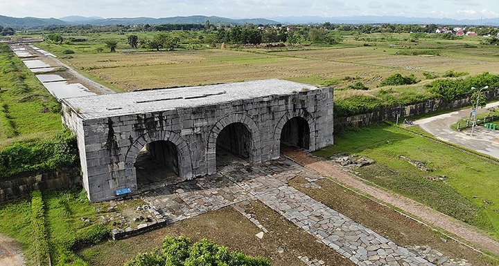 Thành nhà Hồ - địa điểm không thể bỏ qua khi đến Thanh Hóa