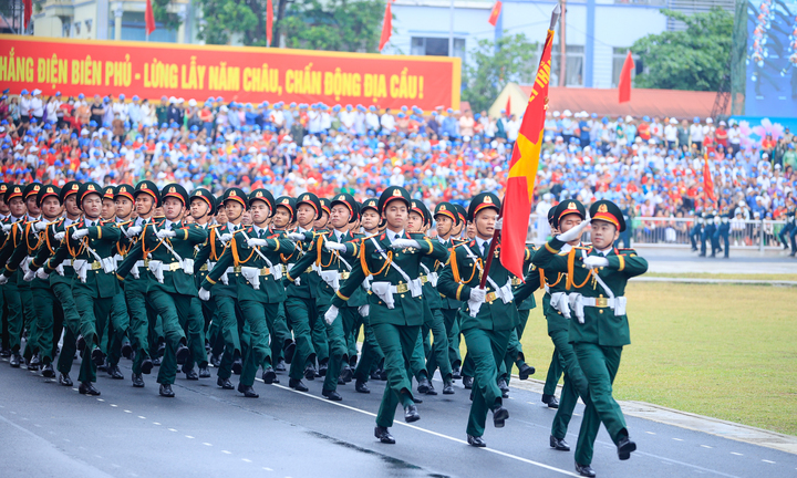 Đề xuất chính sách phục viên đối với sĩ quan quân đội do tinh gọn bộ máy