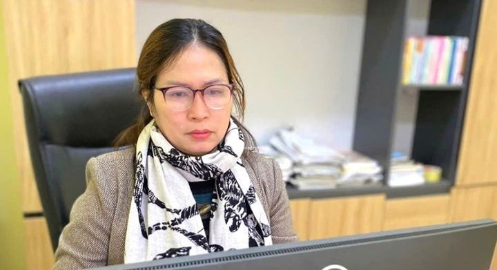 Phó giám đốc xin nghỉ hưu sớm 3 năm: 'Tôi thấy cần nhường bước cho thế hệ 4.0'